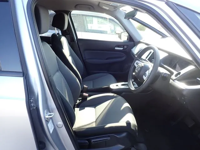 ホンダ　フィット　ｅ：ＨＥＶ