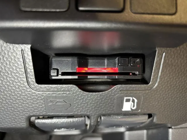 トール(ダイハツ)の車両写真