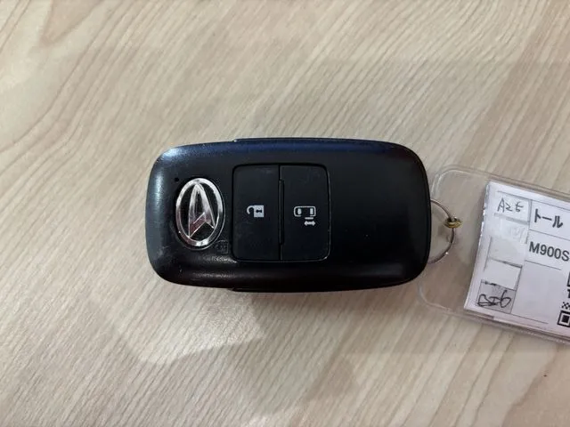 トール(ダイハツ)の車両写真