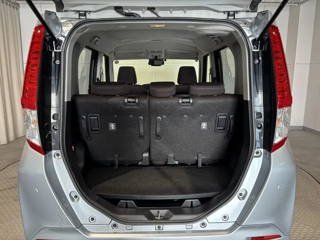 トール(ダイハツ)の車両写真