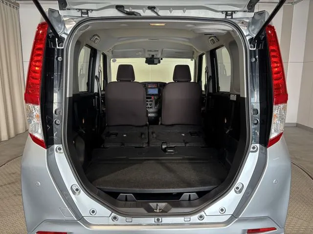 トール(ダイハツ)の車両写真