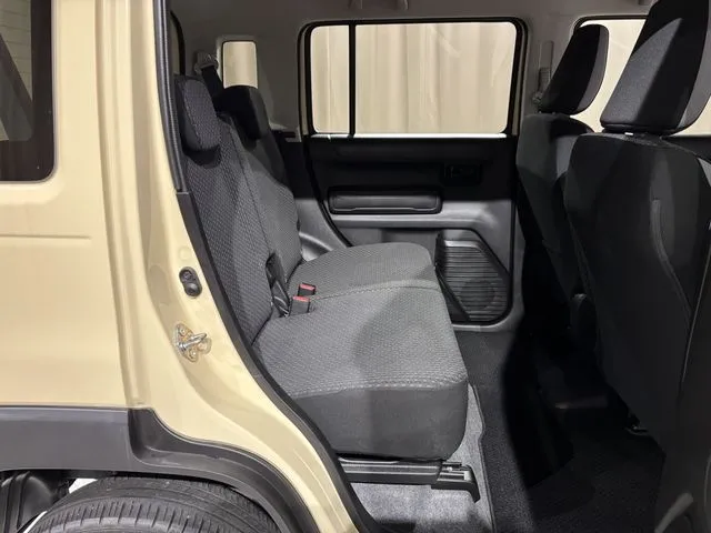 スズキ　ハスラー