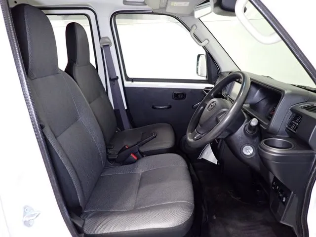 ダイハツ ハイゼットカーゴ