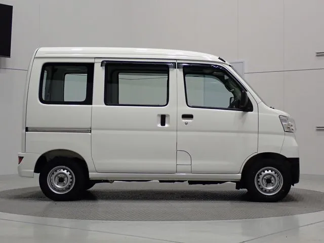 ダイハツ ハイゼットカーゴ