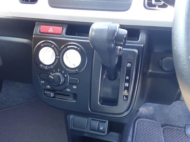 アルト（スズキ）の車両写真