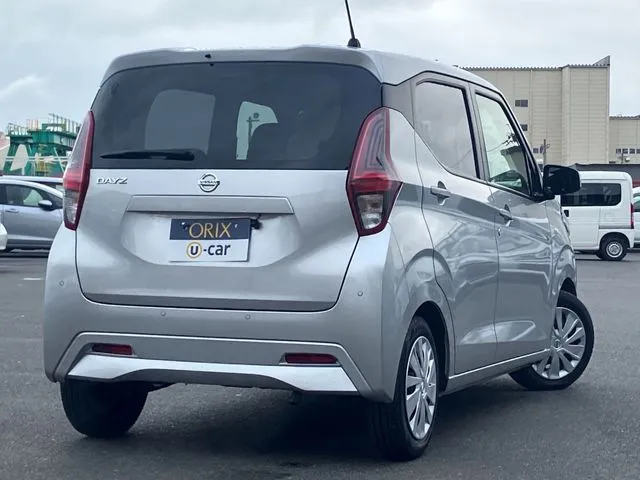 デイズ（ニッサン）の車両写真