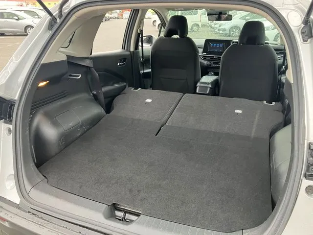 ノート　４ＷＤ（ニッサン）の車両写真