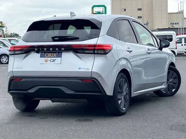 ノート　４ＷＤ（ニッサン）の車両写真