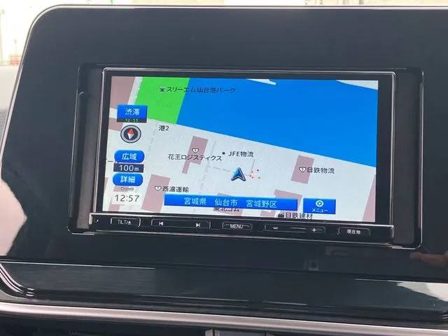 ノート　４ＷＤ（ニッサン）の車両写真