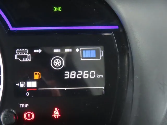 ニッサン　ノート