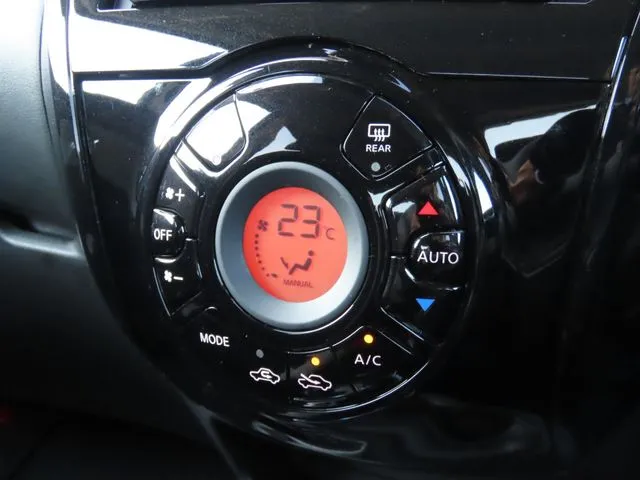 ニッサン　ノート