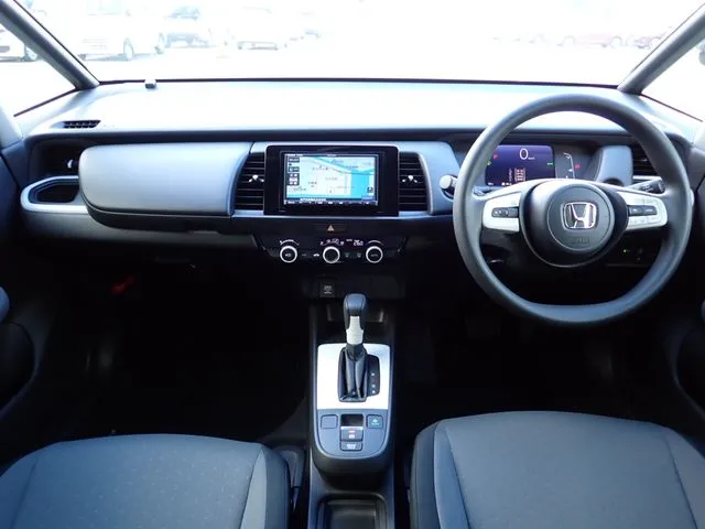 ホンダ フィット e:HEV