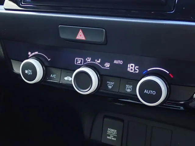 ホンダ フィット e:HEV