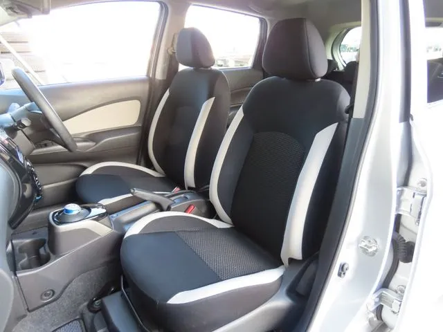 ノート（ニッサン）の車両写真