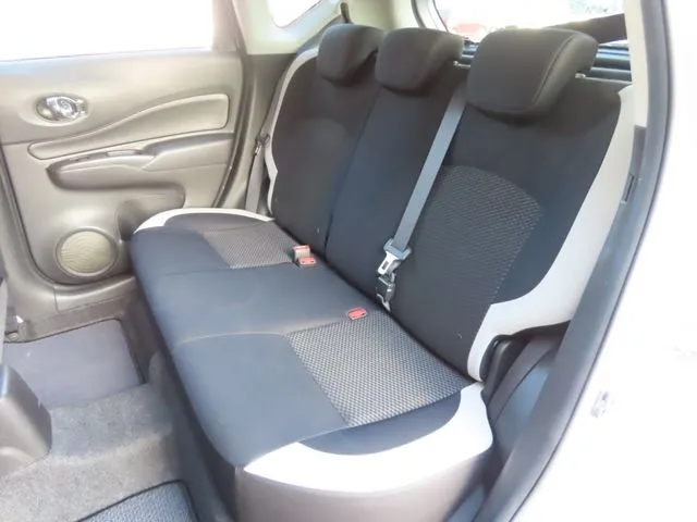 ノート（ニッサン）の車両写真