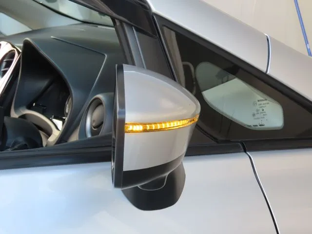 ノート（ニッサン）の車両写真