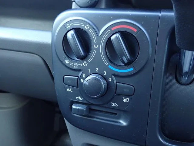 スクラムバン（マツダ）の車両写真