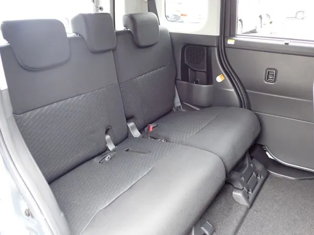 ジャスティ（スバル）の車両写真