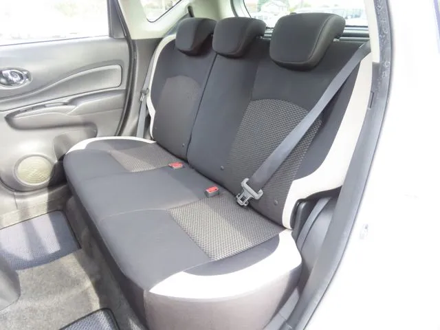 ノート（ニッサン）の車両写真