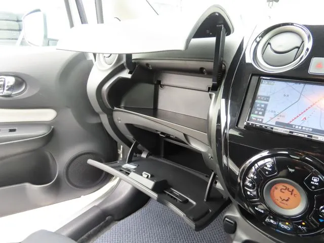 ノート（ニッサン）の車両写真