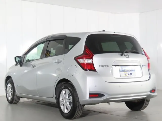 ノート（ニッサン）の車両写真