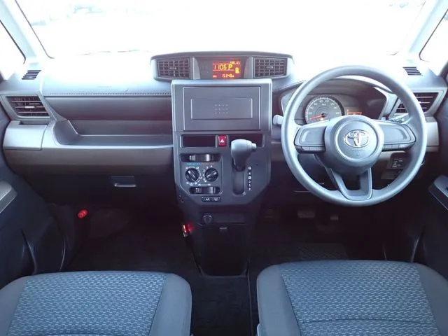 ルーミー(トヨタ)の車両写真