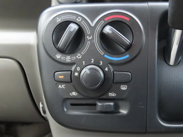 スズキ　エブリイバン