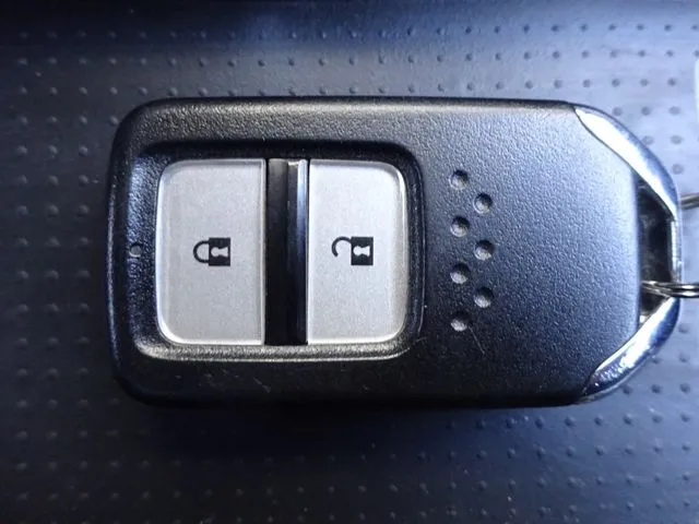 フィット e:HEV(ホンダ)の車両写真