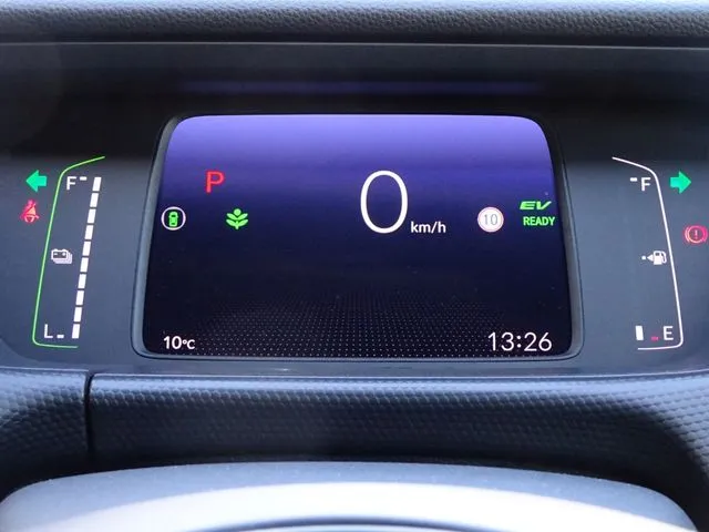 フィット e:HEV(ホンダ)の車両写真