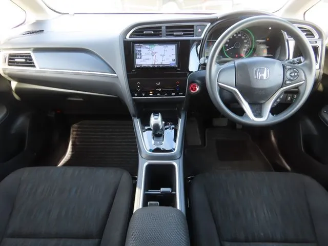 ホンダ シャトル ハイブリッド