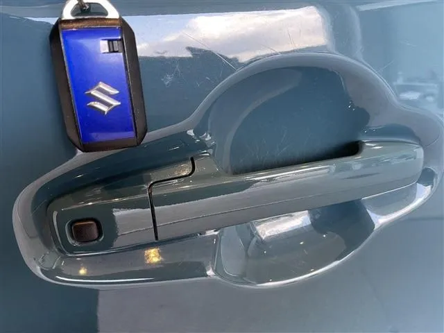 スズキ　ハスラー