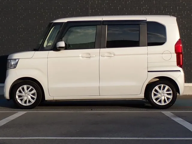 ホンダ　Ｎ　ＢＯＸ