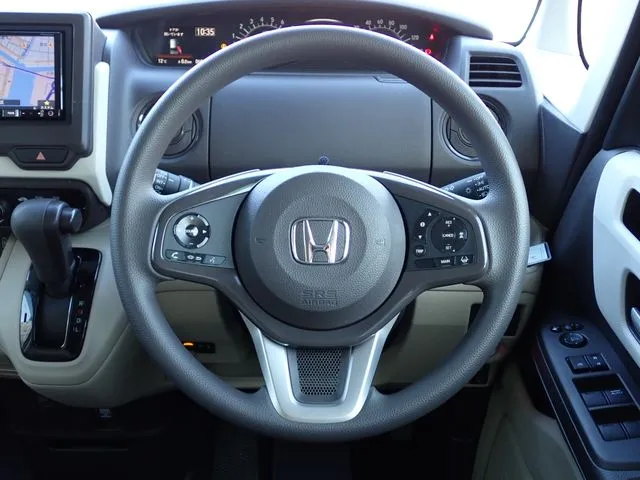 ホンダ　Ｎ　ＢＯＸ