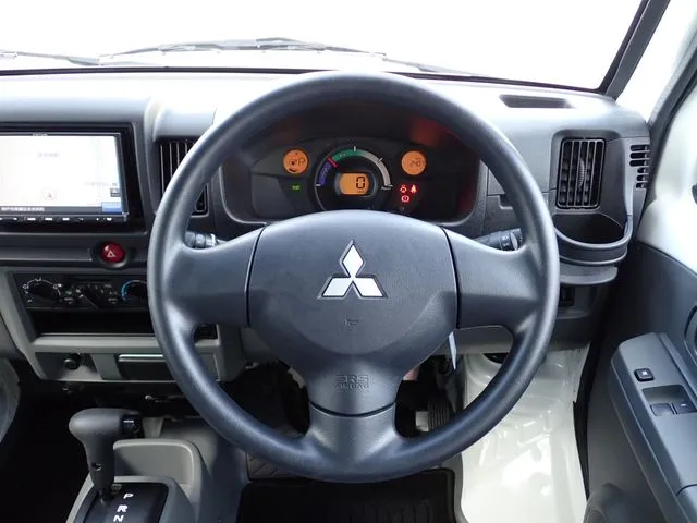 ミツビシ　ミニキャブミーブ