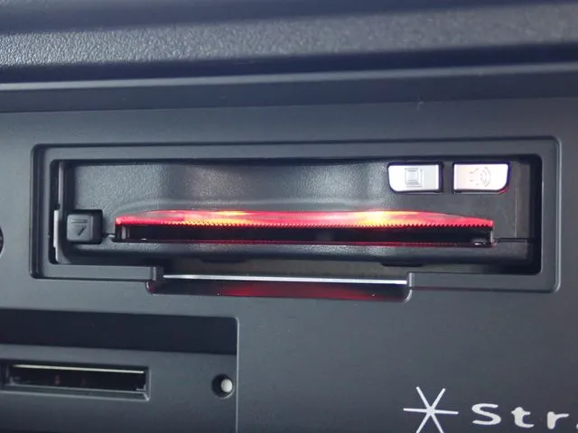 ミツビシ　ミニキャブミーブ