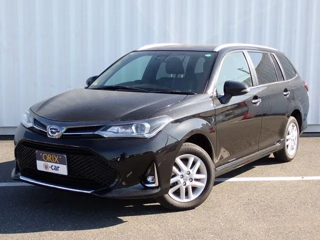 トヨタ　カローラフィールダー　４ＷＤ