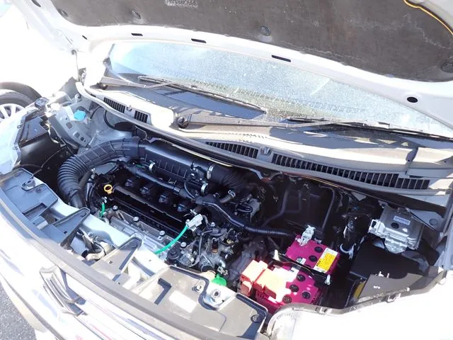 スズキ　ソリオ　４ＷＤ