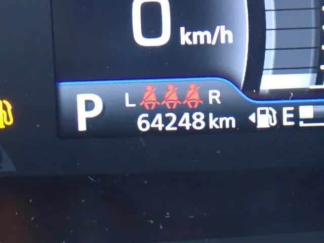 スズキ　ソリオ　４ＷＤ