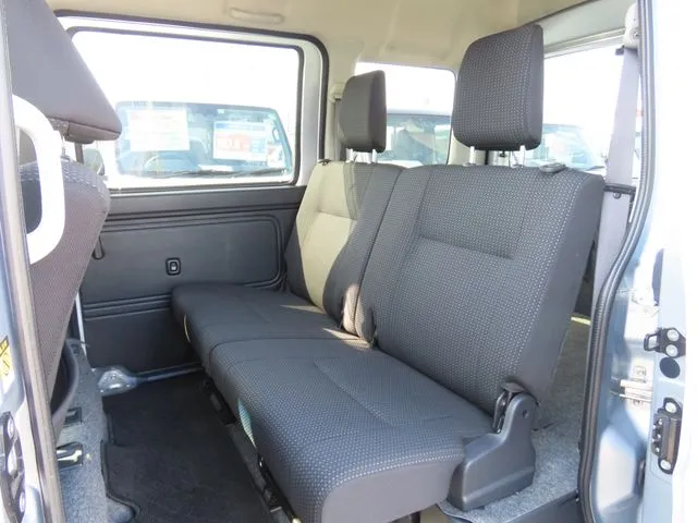 ハイゼットカーゴ（ダイハツ）の車両写真