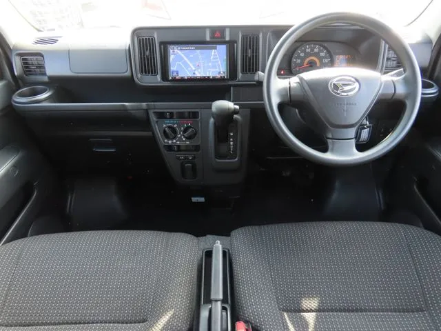 ハイゼットカーゴ（ダイハツ）の車両写真