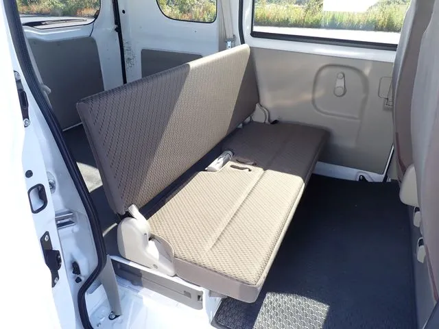 スズキ エブリイバン 4WD