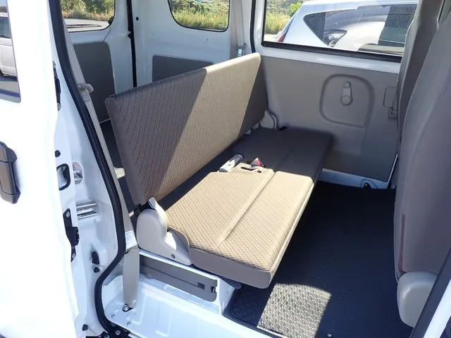 エブリイバン(スズキ)の車両写真