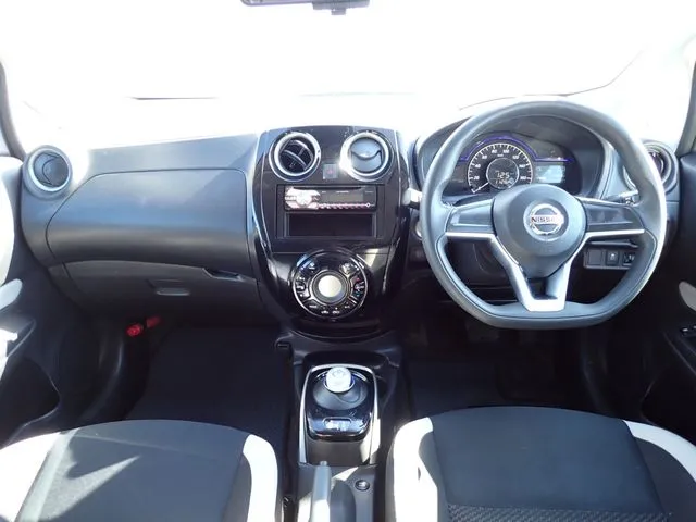ニッサン　ノート