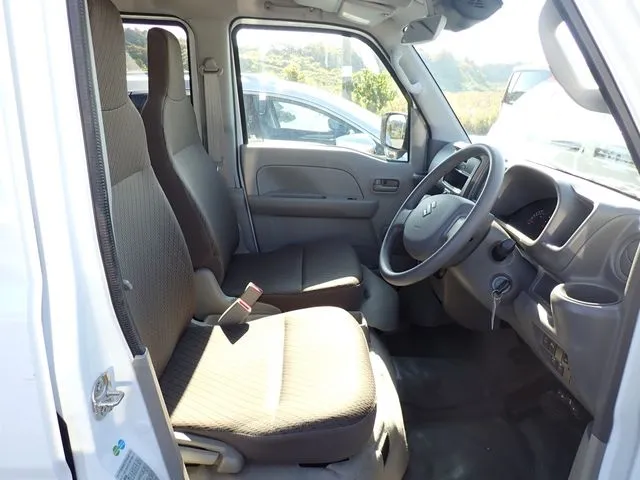 スズキ　エブリイバン