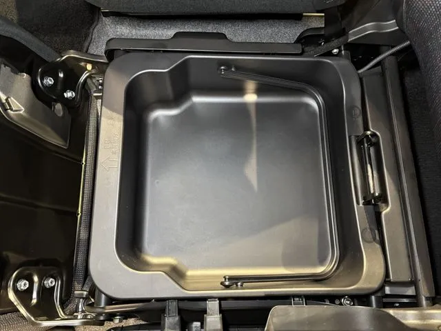 スズキ　スペーシア　４ＷＤ