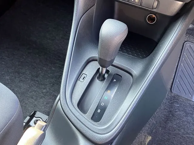 トヨタ ヤリス ハイブリッド