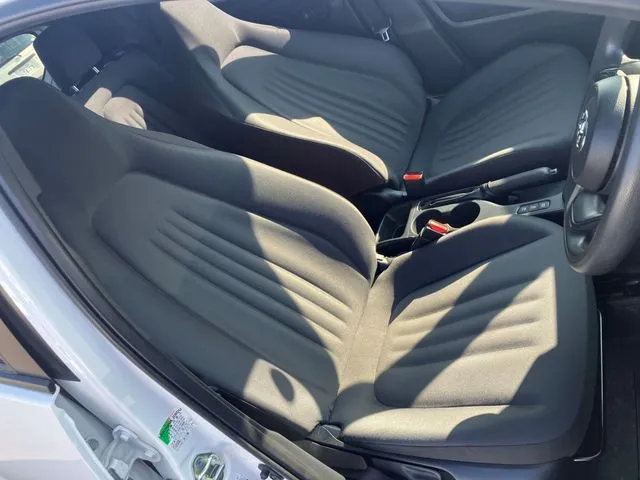 トヨタ ヤリス ハイブリッド