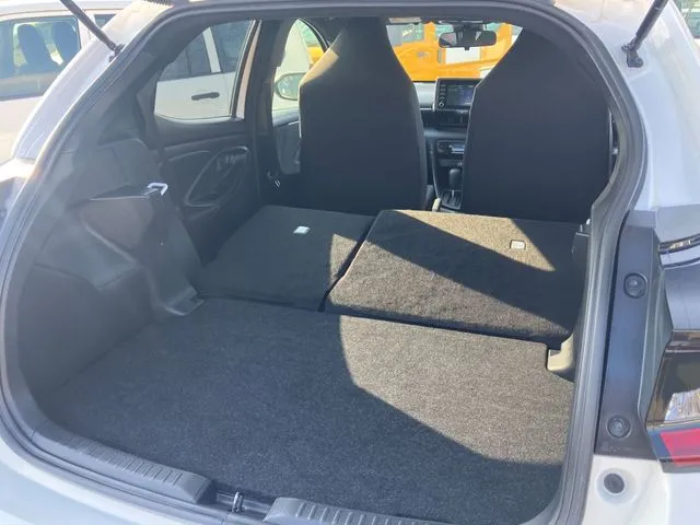 トヨタ ヤリス ハイブリッド