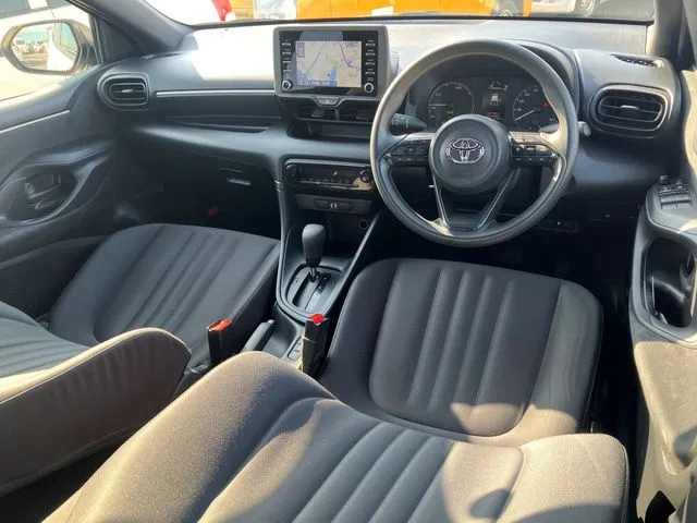 トヨタ ヤリス ハイブリッド