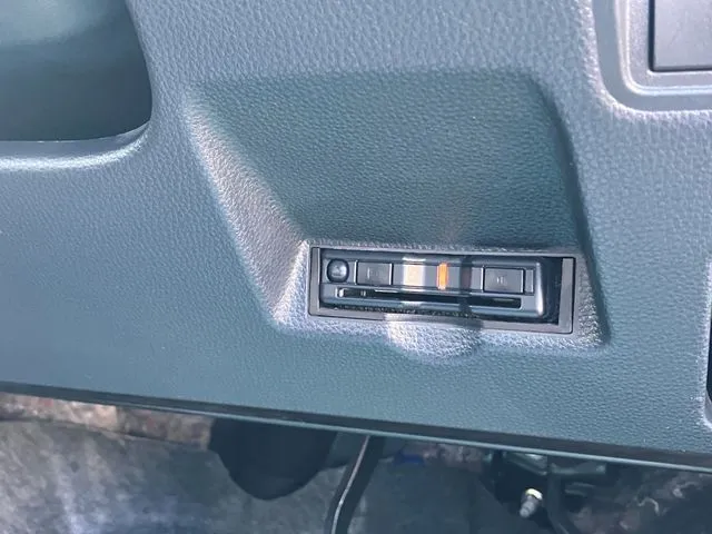 トヨタ ヤリス ハイブリッド